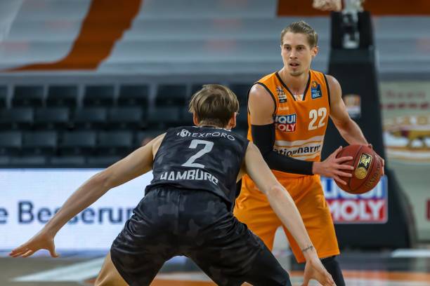 队在积分榜 队在积分榜