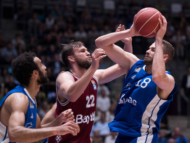 应了一切质 应了一切质